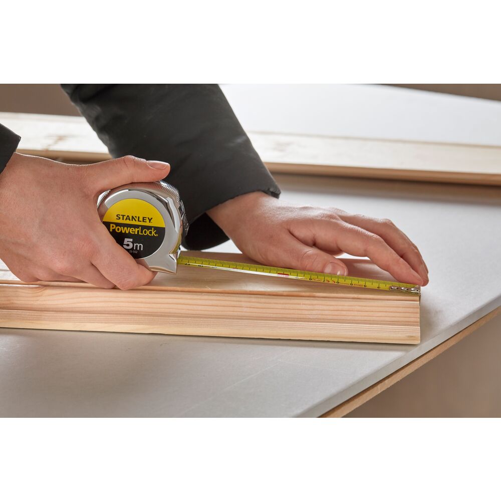 0-33-552 Stanley PowerLock 5 m Tape Measure, Metric