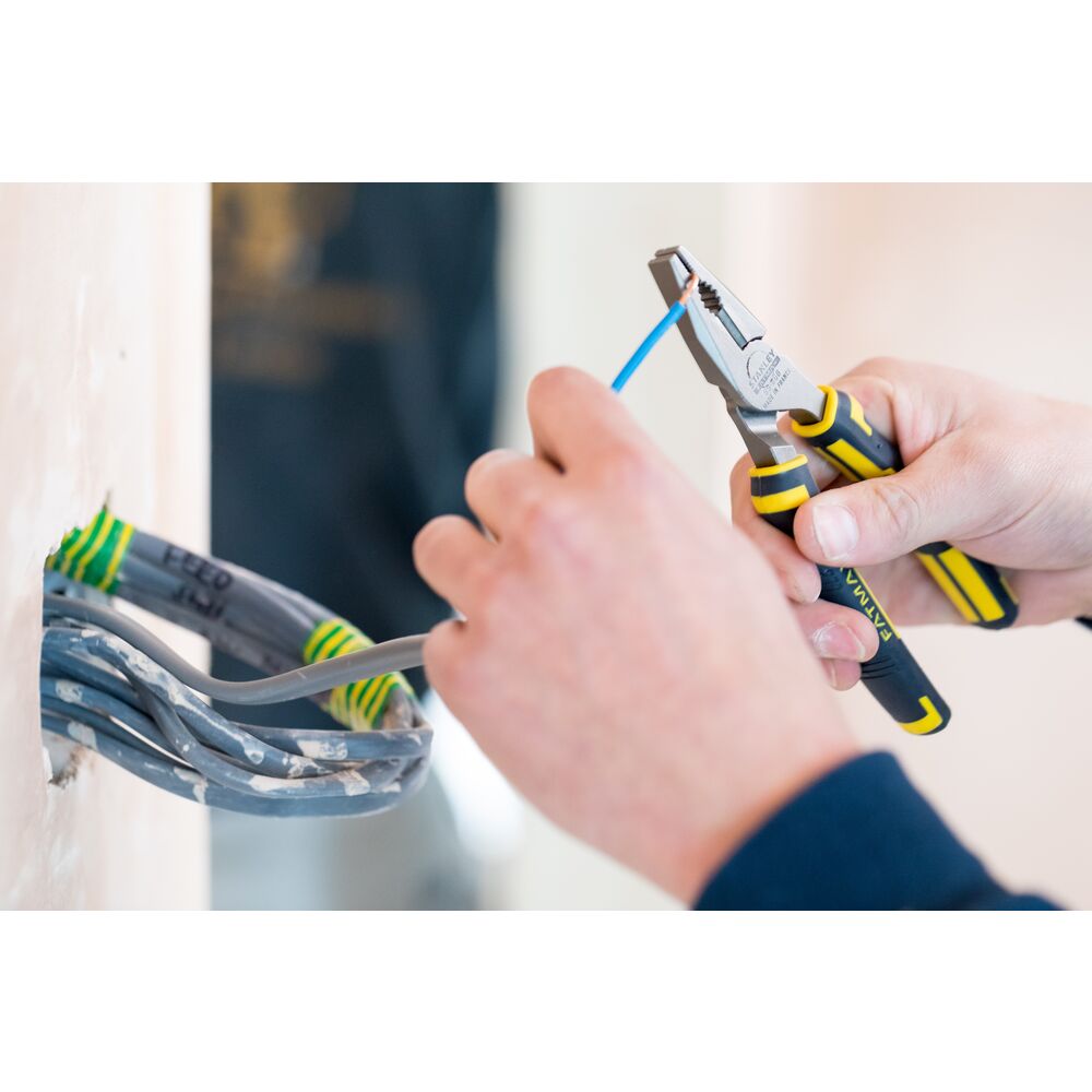 0-89-866 Stanley 4-Piece Combination Plier, 200 mm Overall, 8in Jaw