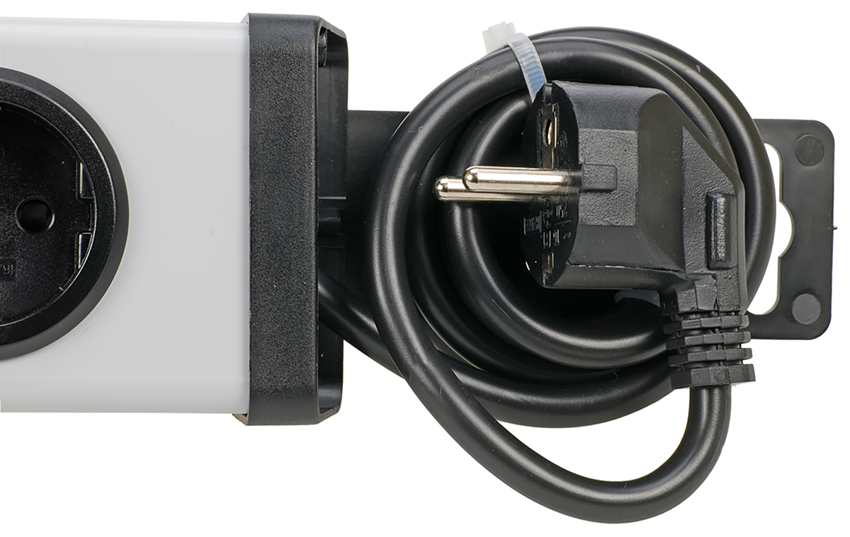 0200x00032301 Bodo Ehmann Type F 3 Gang Socket Bar, 1.5m Cable, 16A, 250V