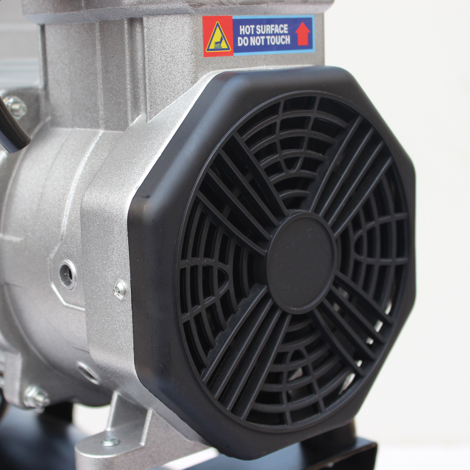 05491 SIP 1.5 HP Air Compressor, 8 bar, 27.5 kg, 24 L