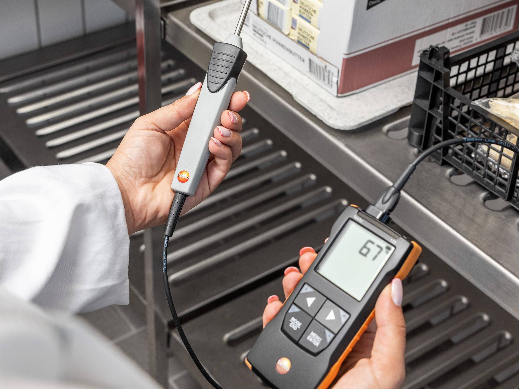 0563-0110 Testo 110 Probe Digital Thermometer, NTC, PT100 Probe, 1 Input(s), 800 °C Max