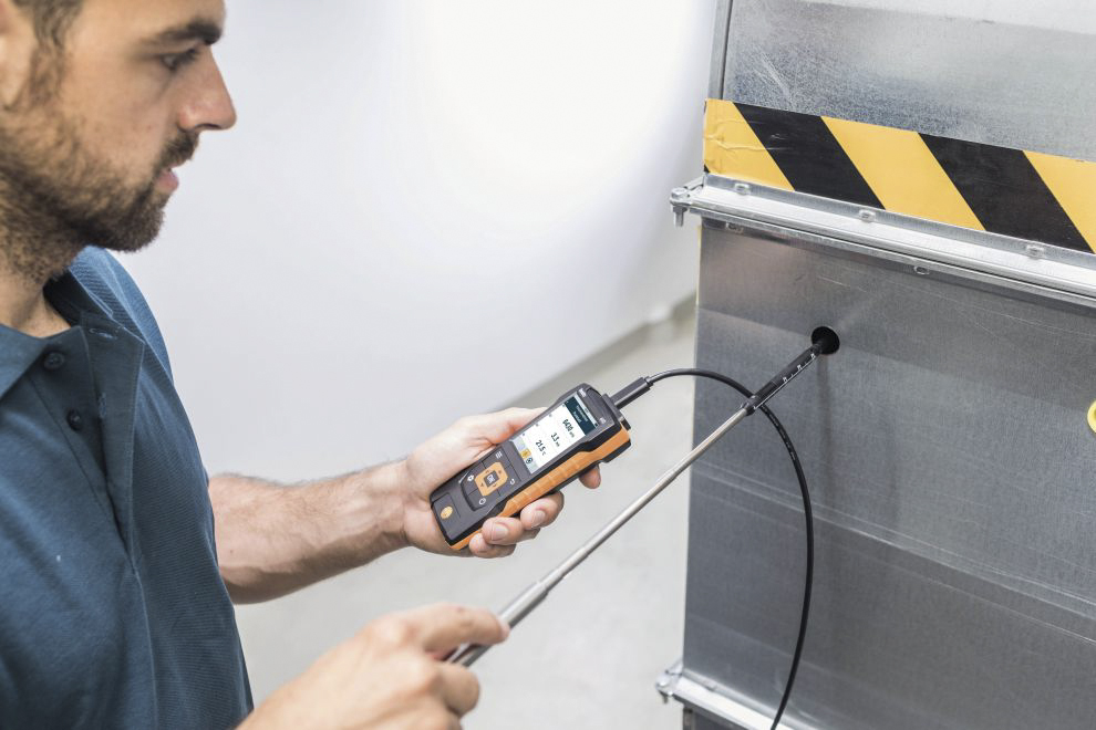 0563-4406 Testo 440 Air Flow ComboKit 1 with Bluetooth Hotwire, Vane, Tc, NTC Anemometer, Measures Volume Flow, Temperature, Air