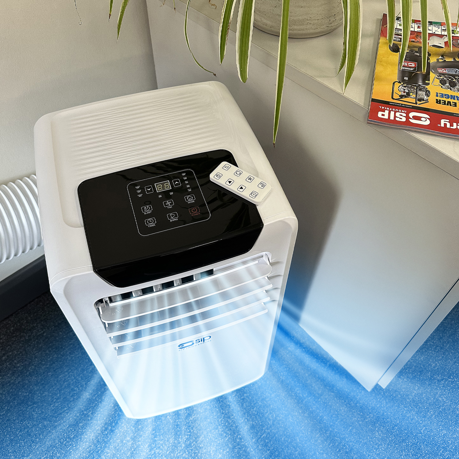 05647 SIP  10000 Btu/h Portable Air Conditioning Unit Type G - British 3-Pin