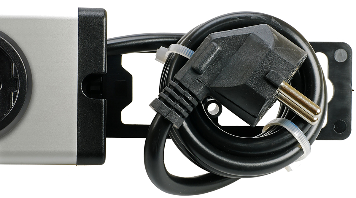 0601x00072031 Bodo Ehmann Type F 7 Gang Socket Bar, 1.5m Cable, 16A, 250V
