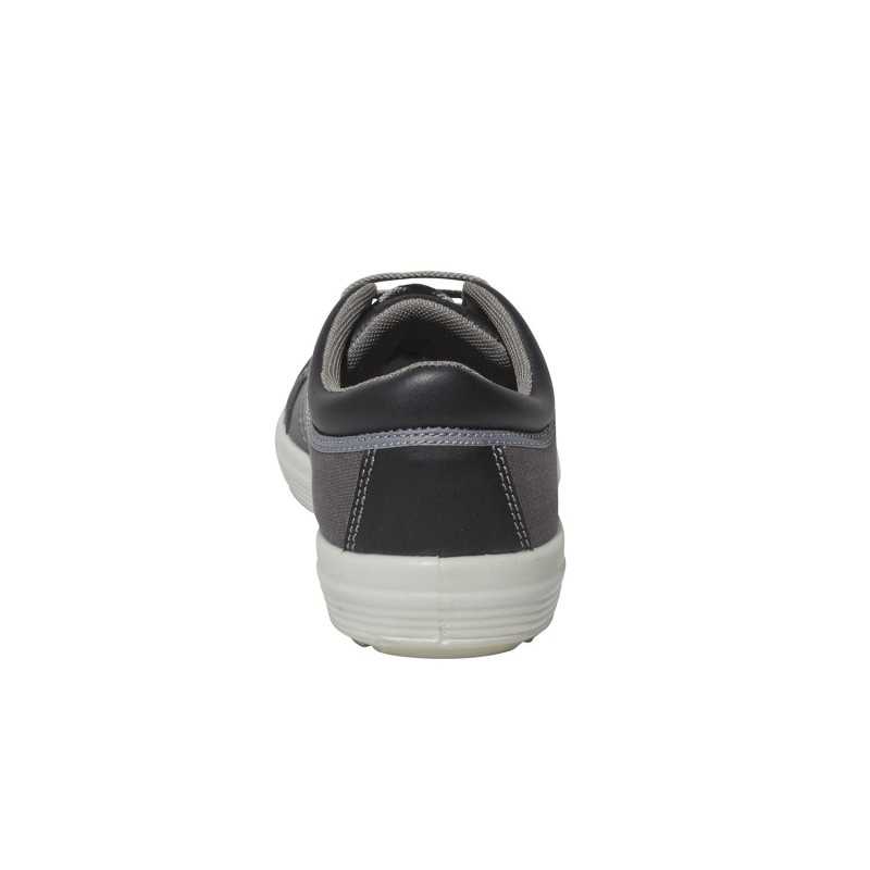 07vance883547 Parade Vance Unisex Black Stainless Steel Safety Trainer, UK 12, EU 47