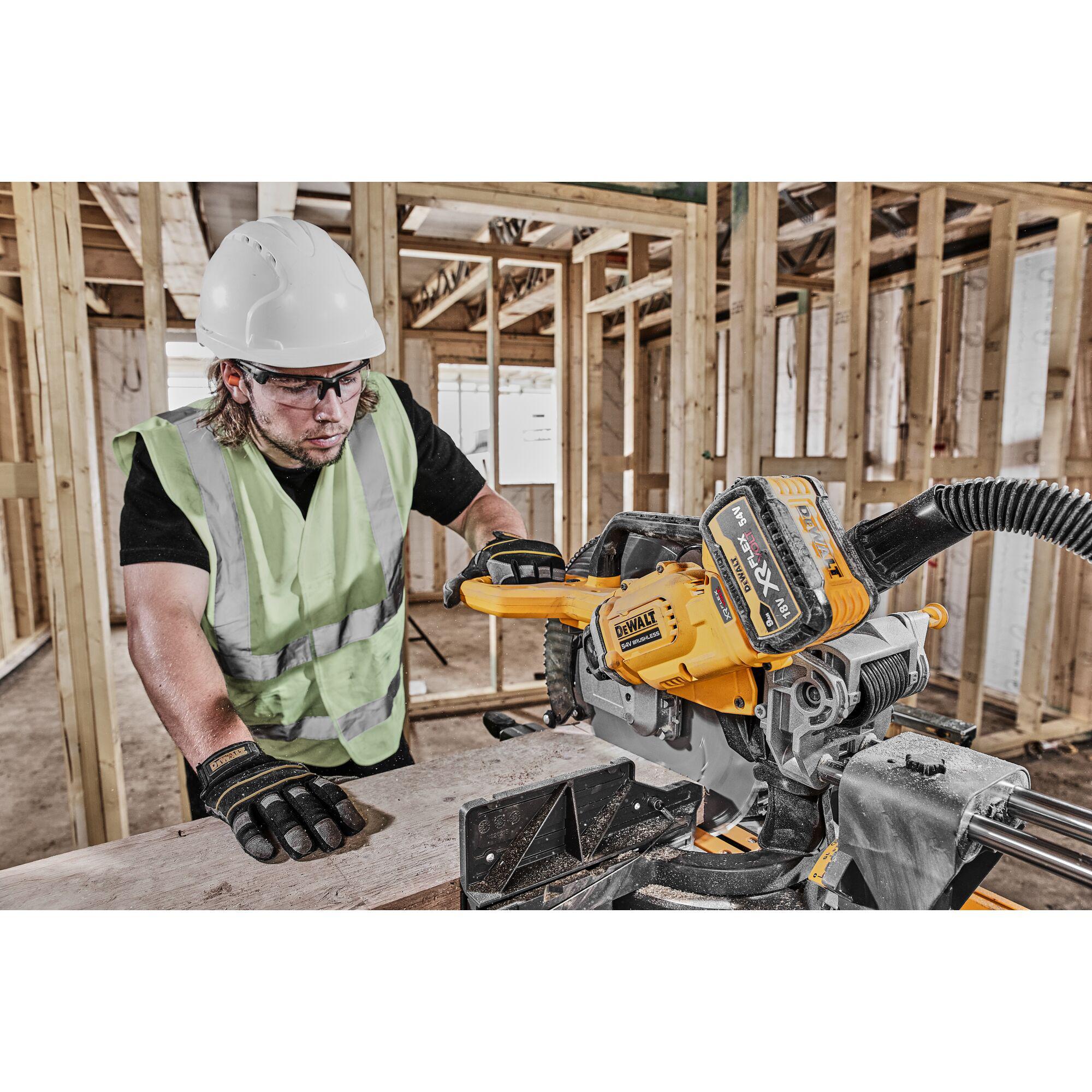 dcs781x2-gb DeWALT FLEXVOLT DCS781 305mm Cordless Mitre Saw, Type G - British 3-Pin