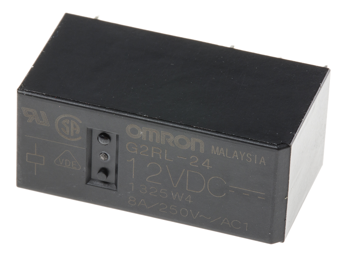 Omron PCB Mount Power Relay, 12V dc Coil, 8A Switching Current, DPDT