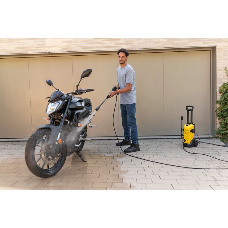 1676-3550 Karcher K 3 Home Pressure Washer 220V, 240 V 120 bar 380 L/h