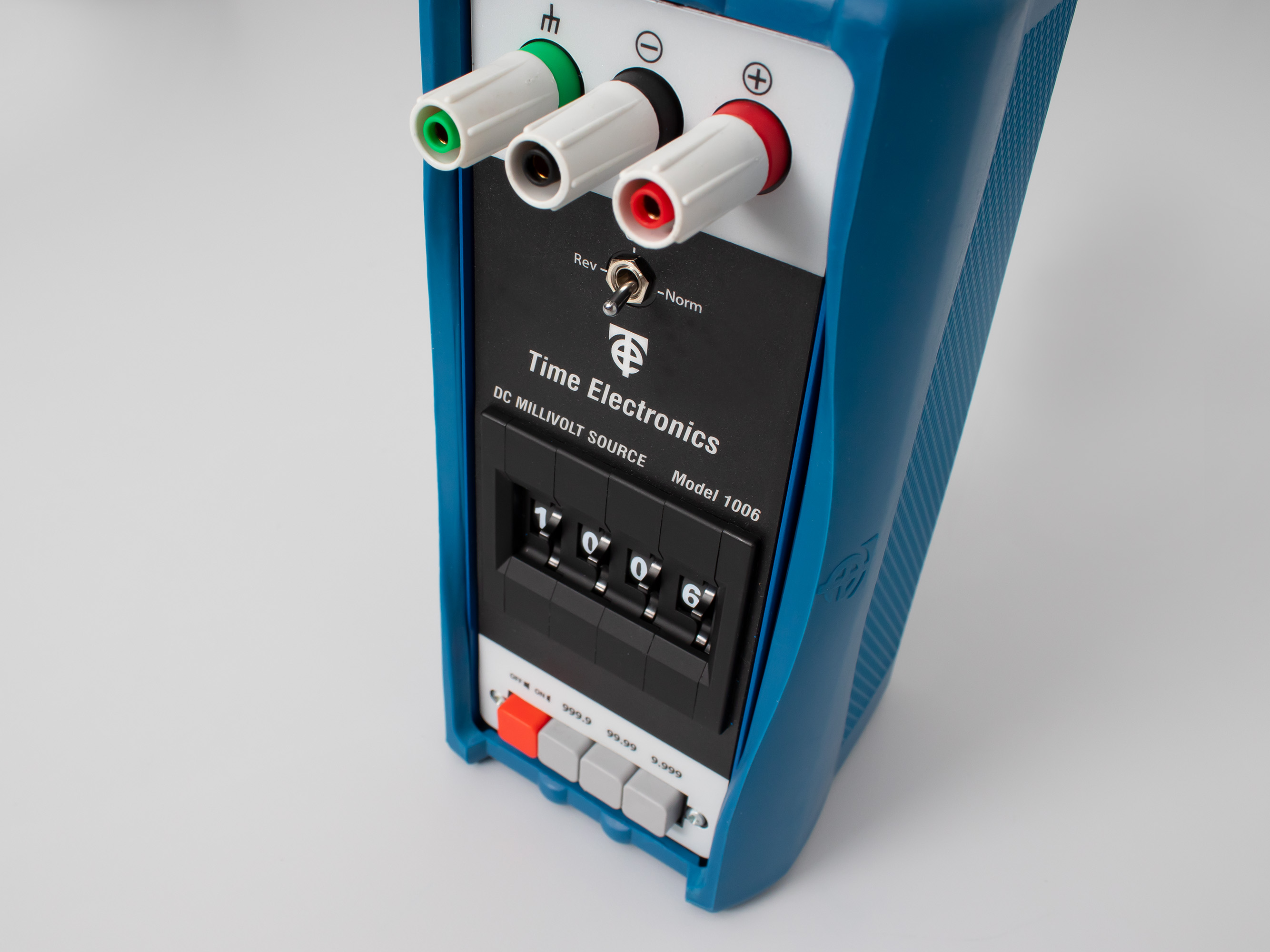 1006 Time Electronics  Multi-Function Calibrator, RSCAL