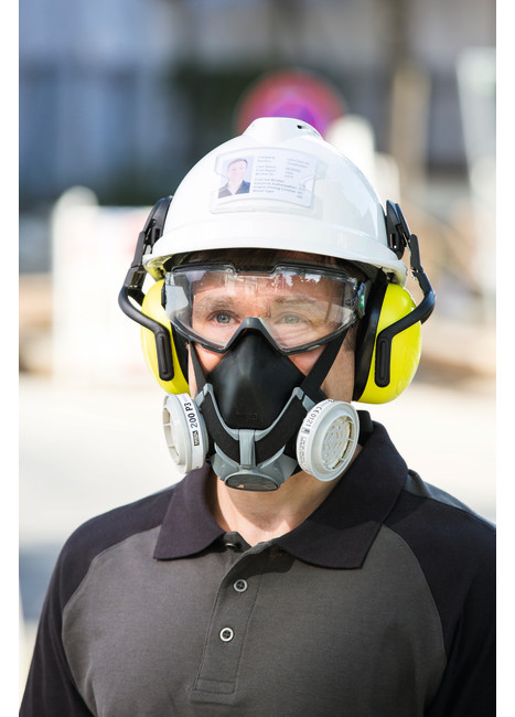 10102274 MSA Safety Advantage 420 Series Half Mask Respirator Mask, Size M