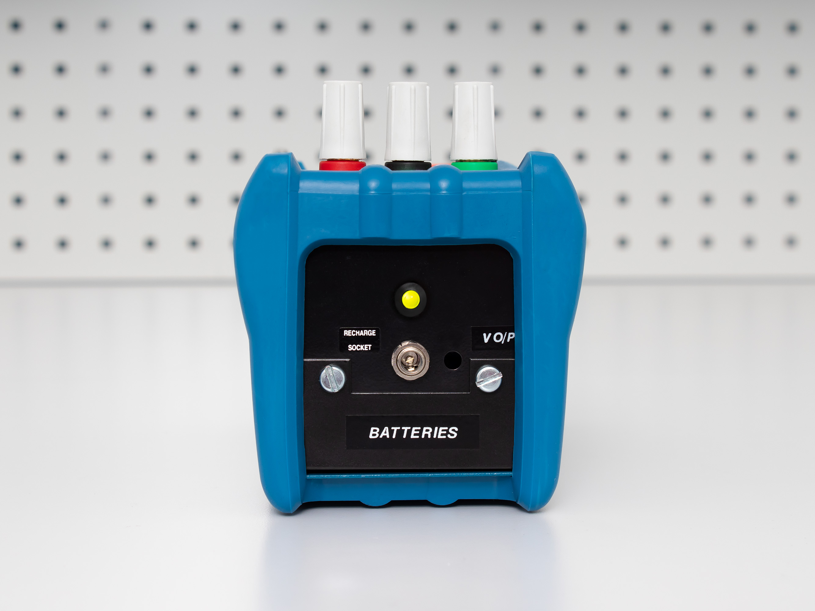 1021 Time Electronics  Multi-Function Calibrator, RSCAL