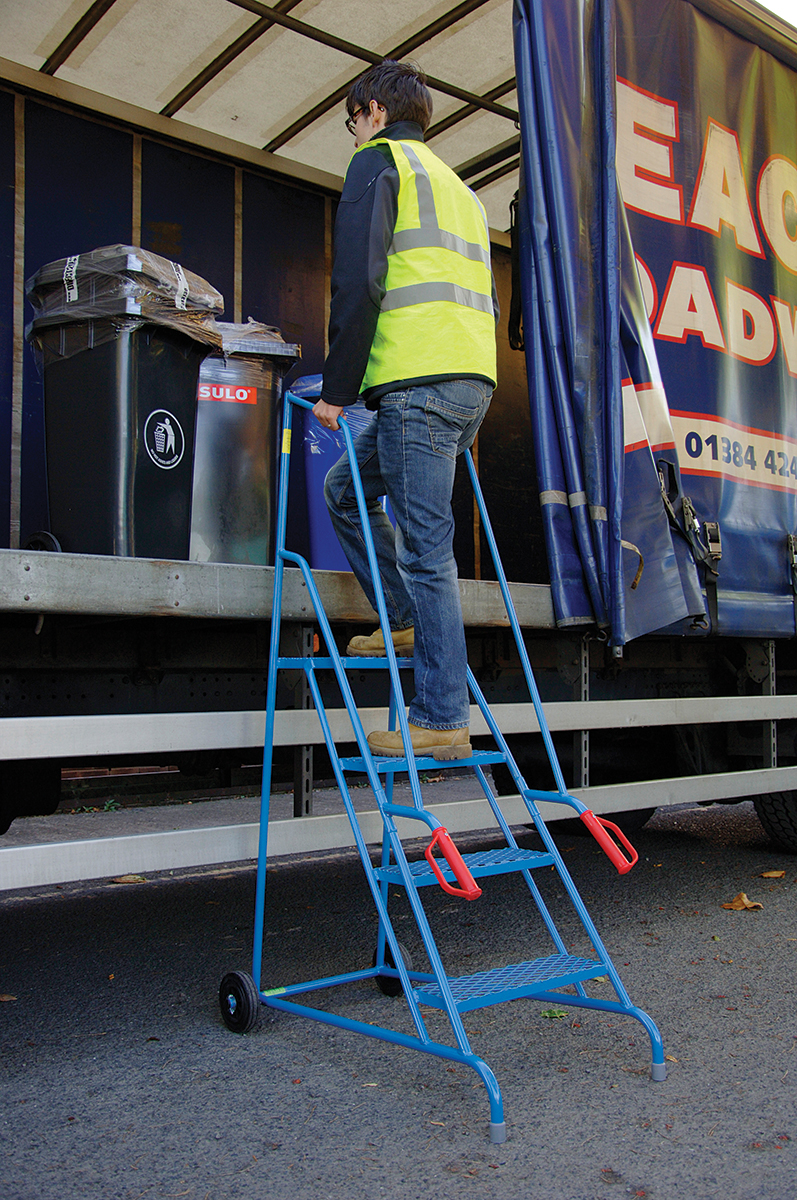 103-8704 RS PRO 4 Tread Steel Steps 1m Platform Height, Blue