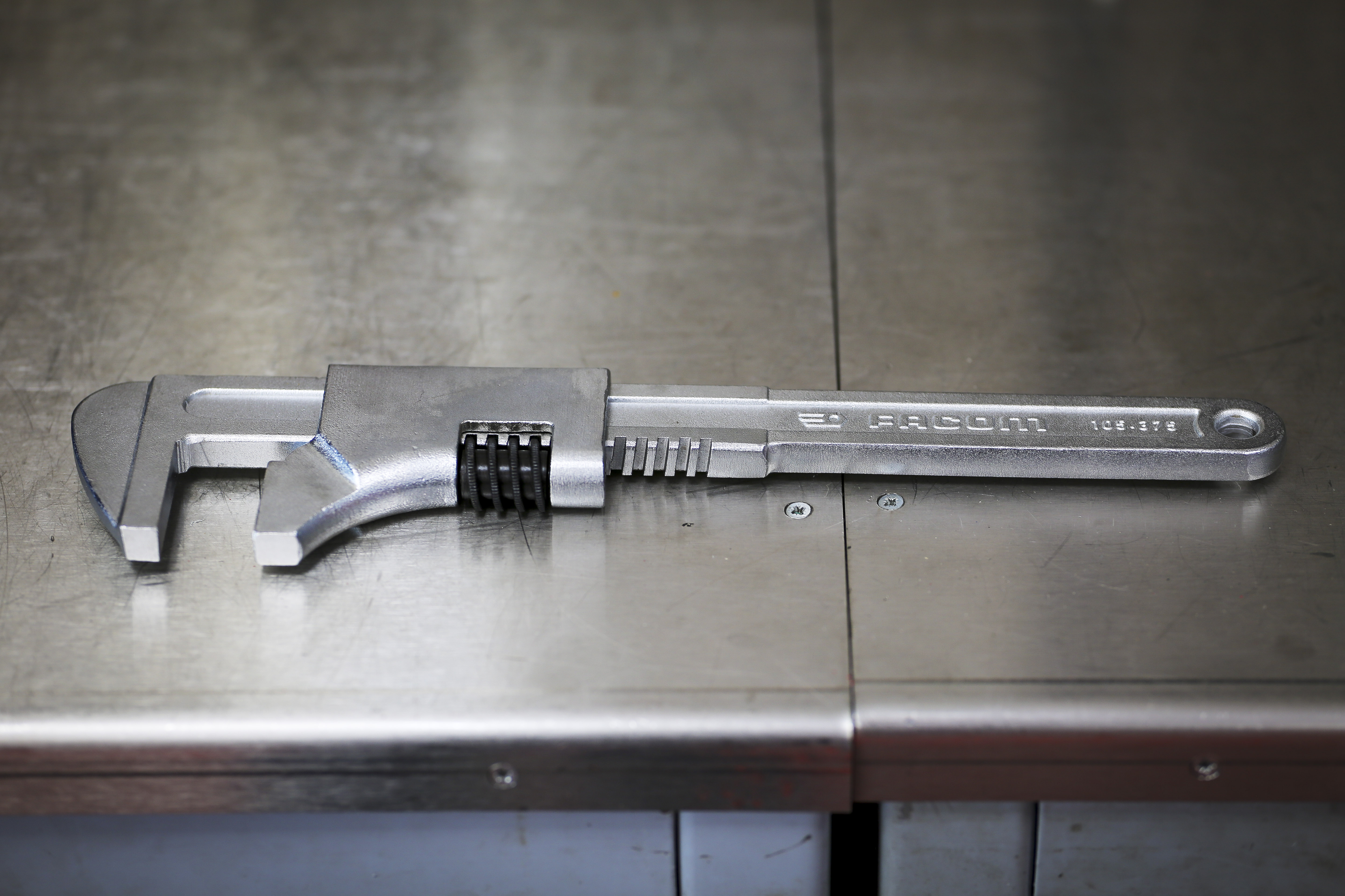 105375 Facom Adjustable Spanner, 375 mm Overall, 80 mm Jaw Capacity, Metal Handle