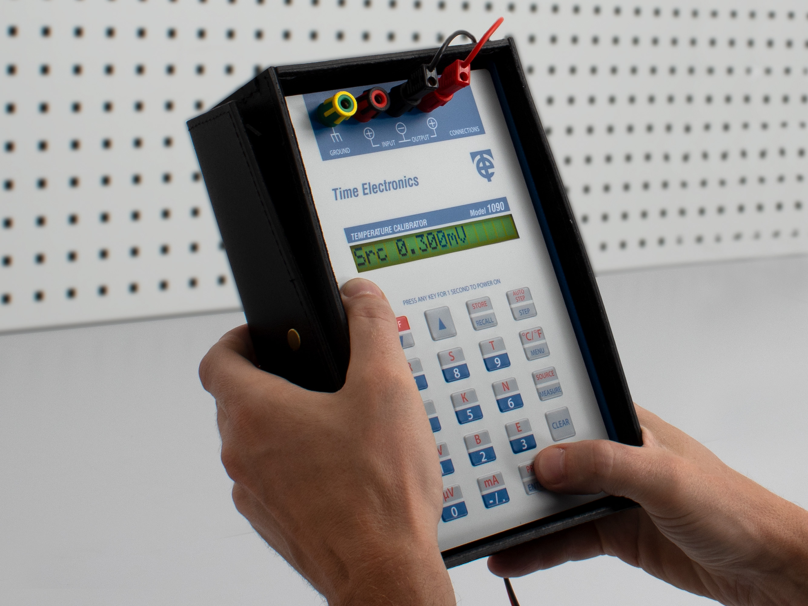 1090 Time Electronics  Temperature Calibrator, UKAS