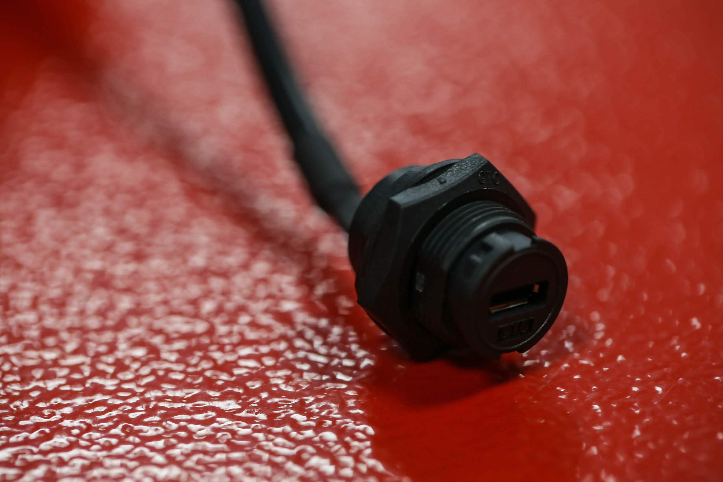 111-6750 RS PRO USB Cable, Female Micro USB Type B to Male, USB 2.0 USB B, Black, 200 mm