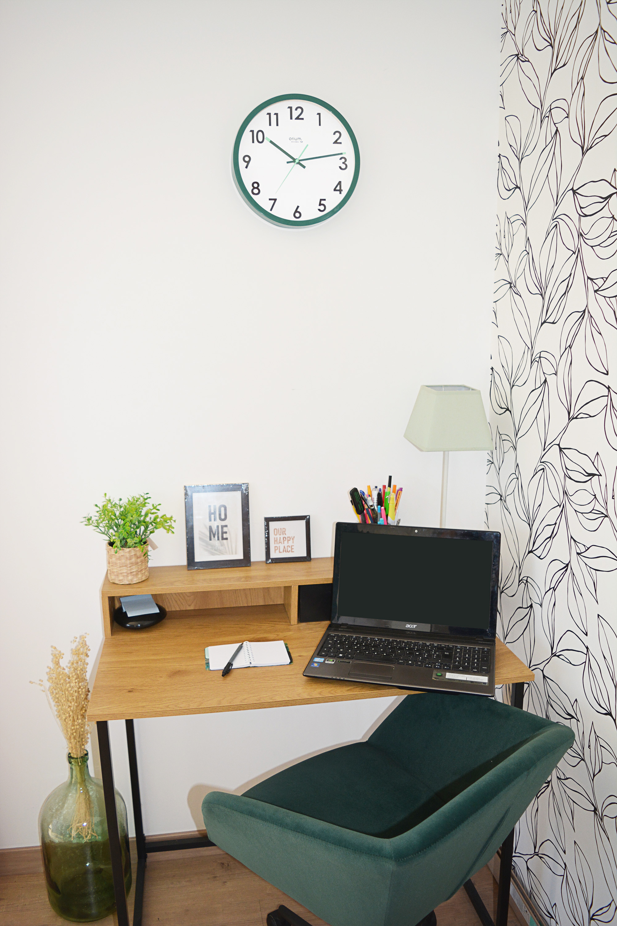 11360 Orium Green Analogue Clock, 30 cm Diameter Wall