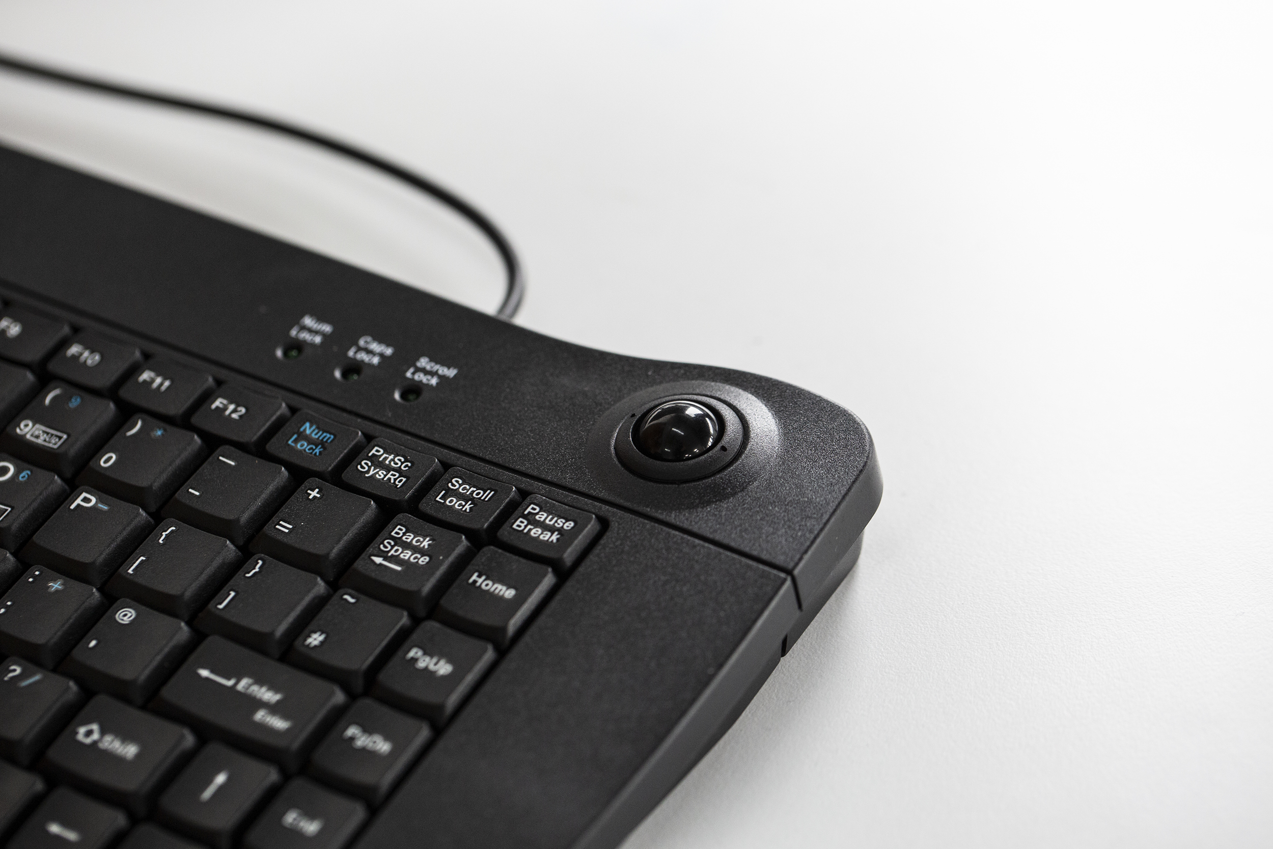 136-9673 RS PRO Wired USB Trackball Mini Keyboard, QWERTY (UK), Black