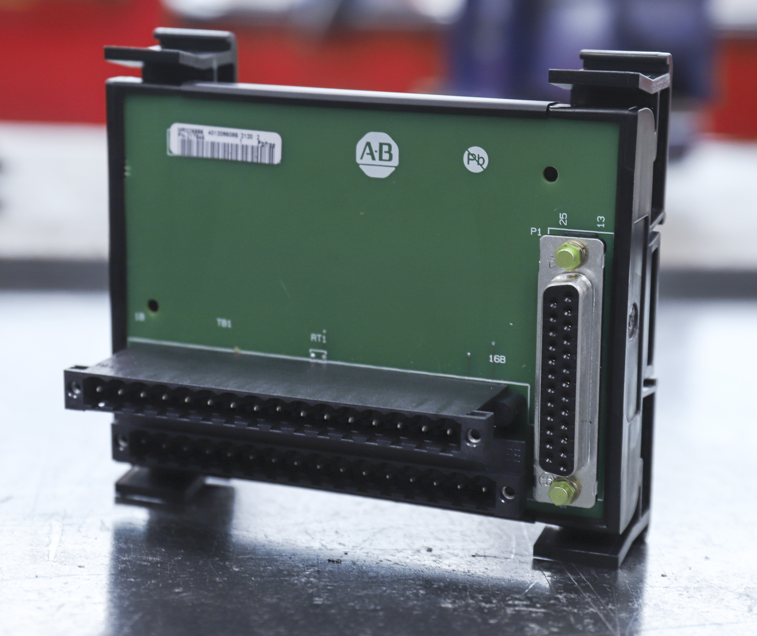 1492-raifm8s-3 Allen Bradley 1492 Series 8-Contact Female Interface Module, D-Shell Connector, DIN Rail, 12A