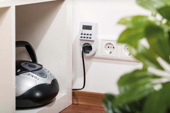 1506551 brennenstuhl Digital Timer Switch, 10-Channel 230V