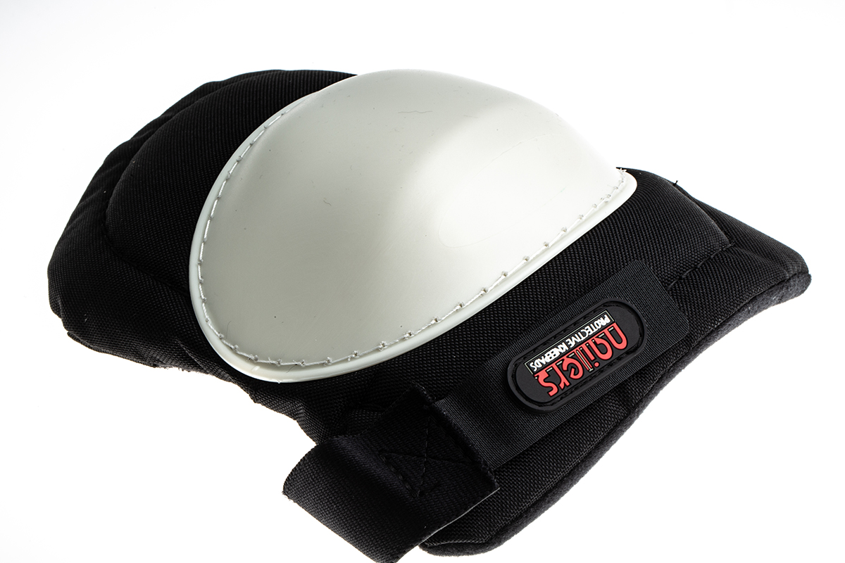 154-851 RS PRO Black Rubber Knee Pad Resistant to Water Resistant