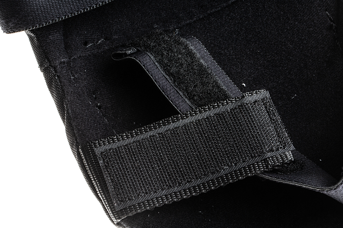 154-851 RS PRO Black Rubber Knee Pad Resistant to Water Resistant