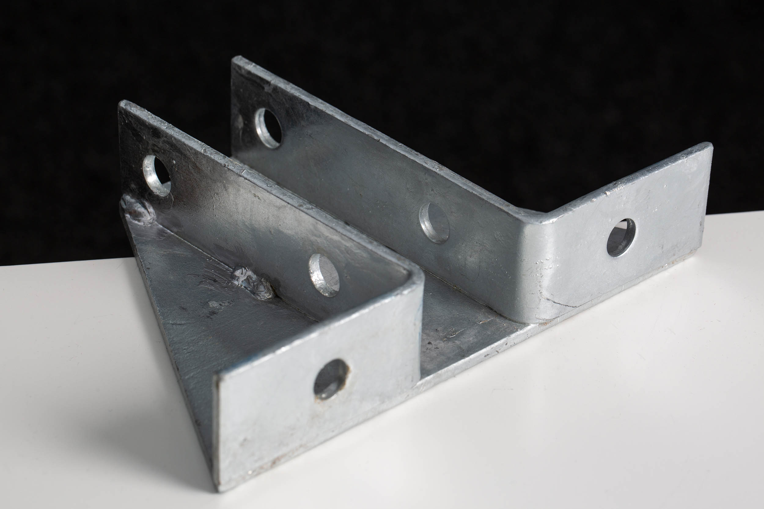 176-6926 RS PRO Hot Dipped Galvanised Base Plate 152 mm 40mm 215 mm