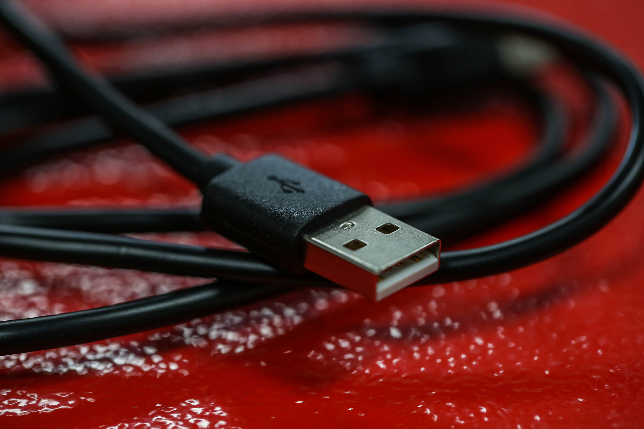 182-8495 RS PRO IC Socket USB Cable, Male USB Type A to Male, USB 2.0 Micro USB Type B, Black, 1 m