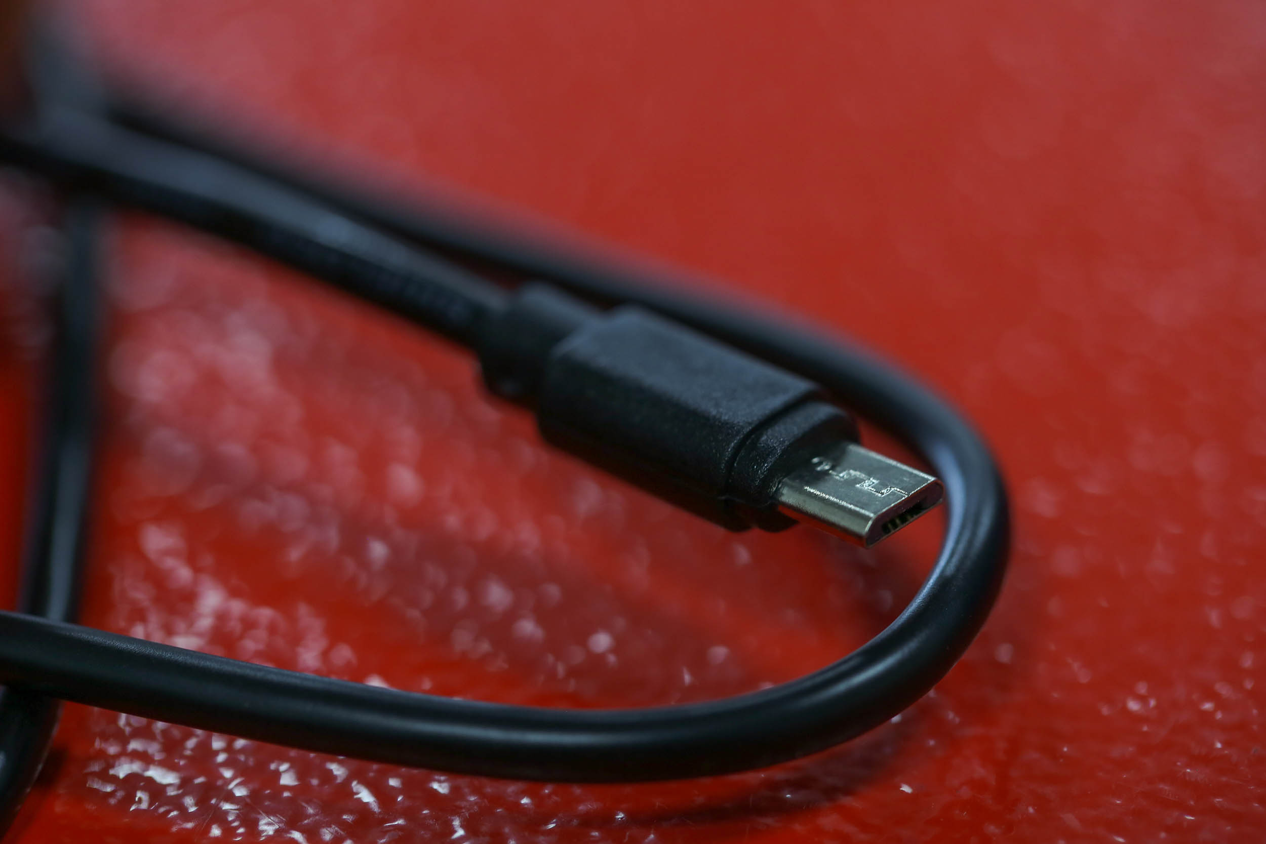 182-8495 RS PRO IC Socket USB Cable, Male USB Type A to Male, USB 2.0 Micro USB Type B, Black, 1 m