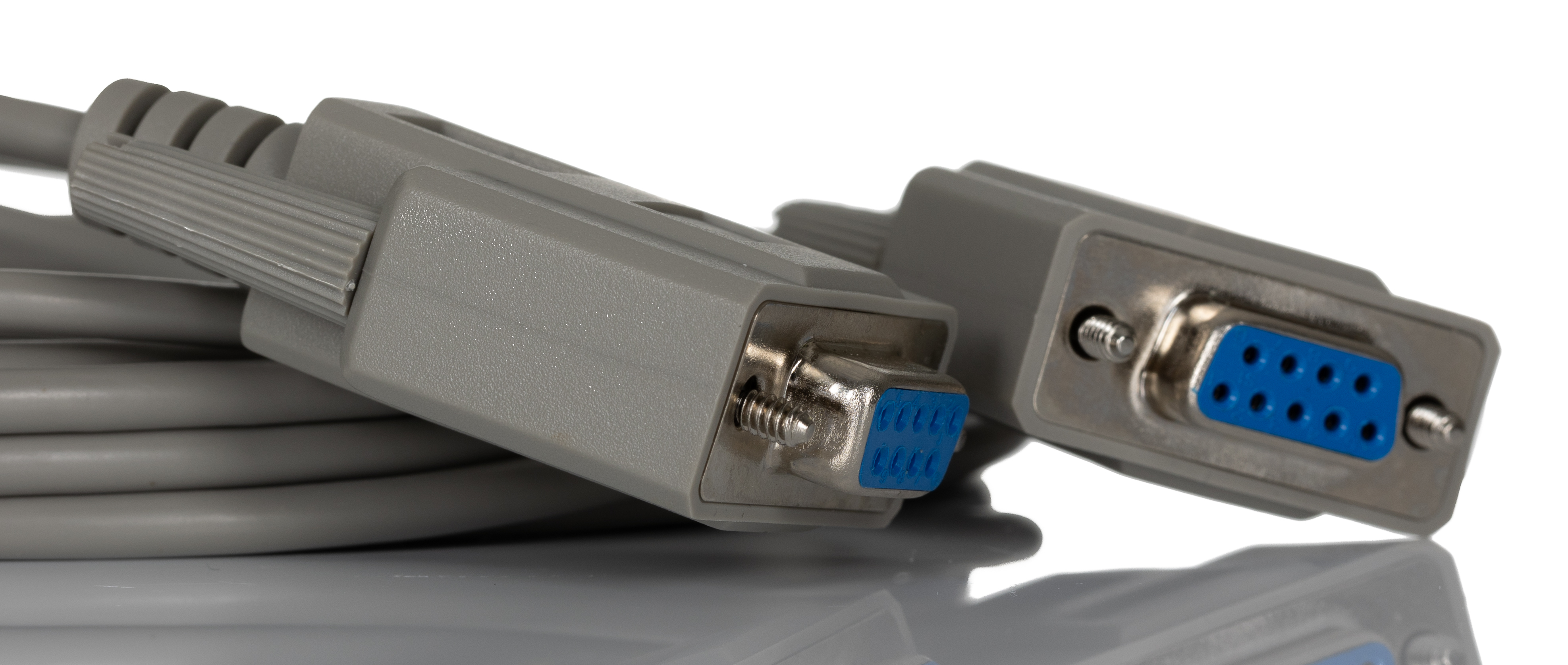 182-8826 RS PRO Female D-Sub 9-Pin to Female DB9 Serial Cable, 5 m Polyvinyl Chloride, SL Series