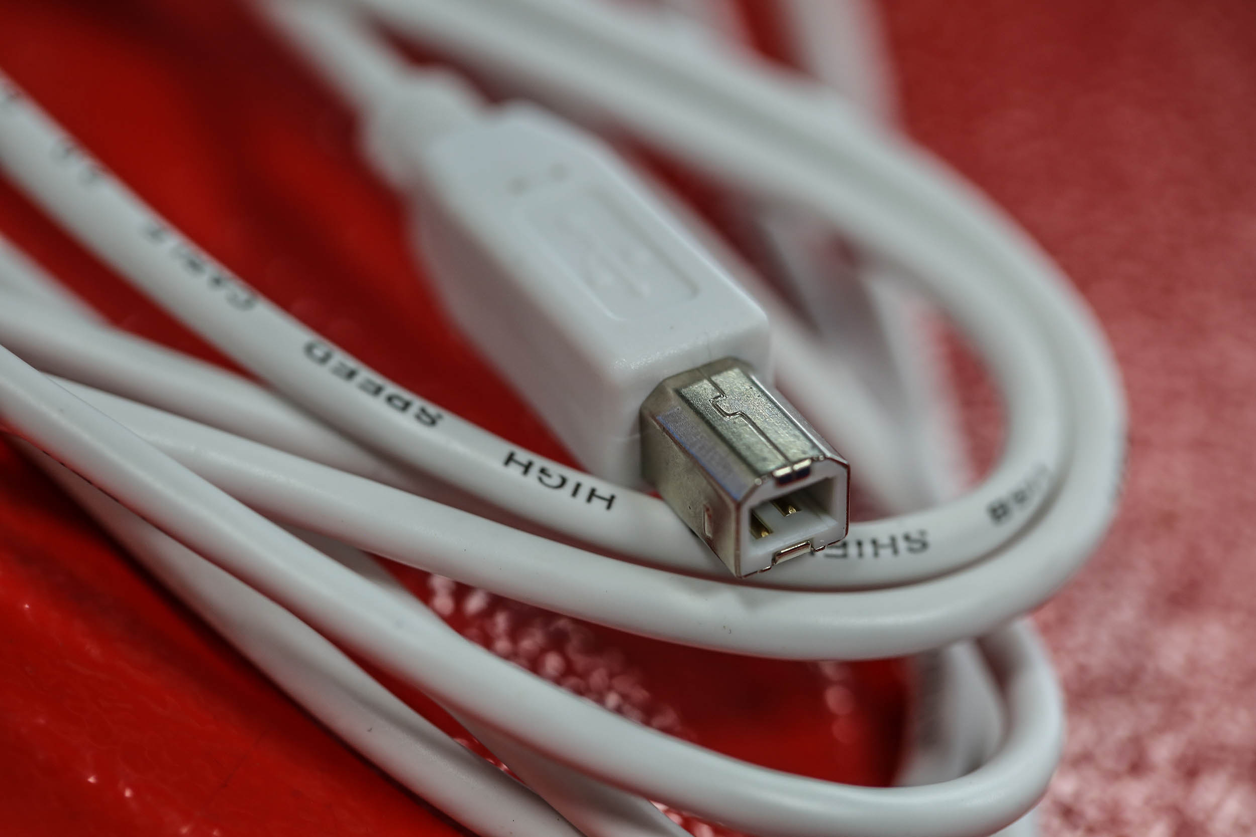 182-8866 RS PRO IC Socket USB Cable, Male USB Type A to Male, USB 2.0 USB B, White, 2 m