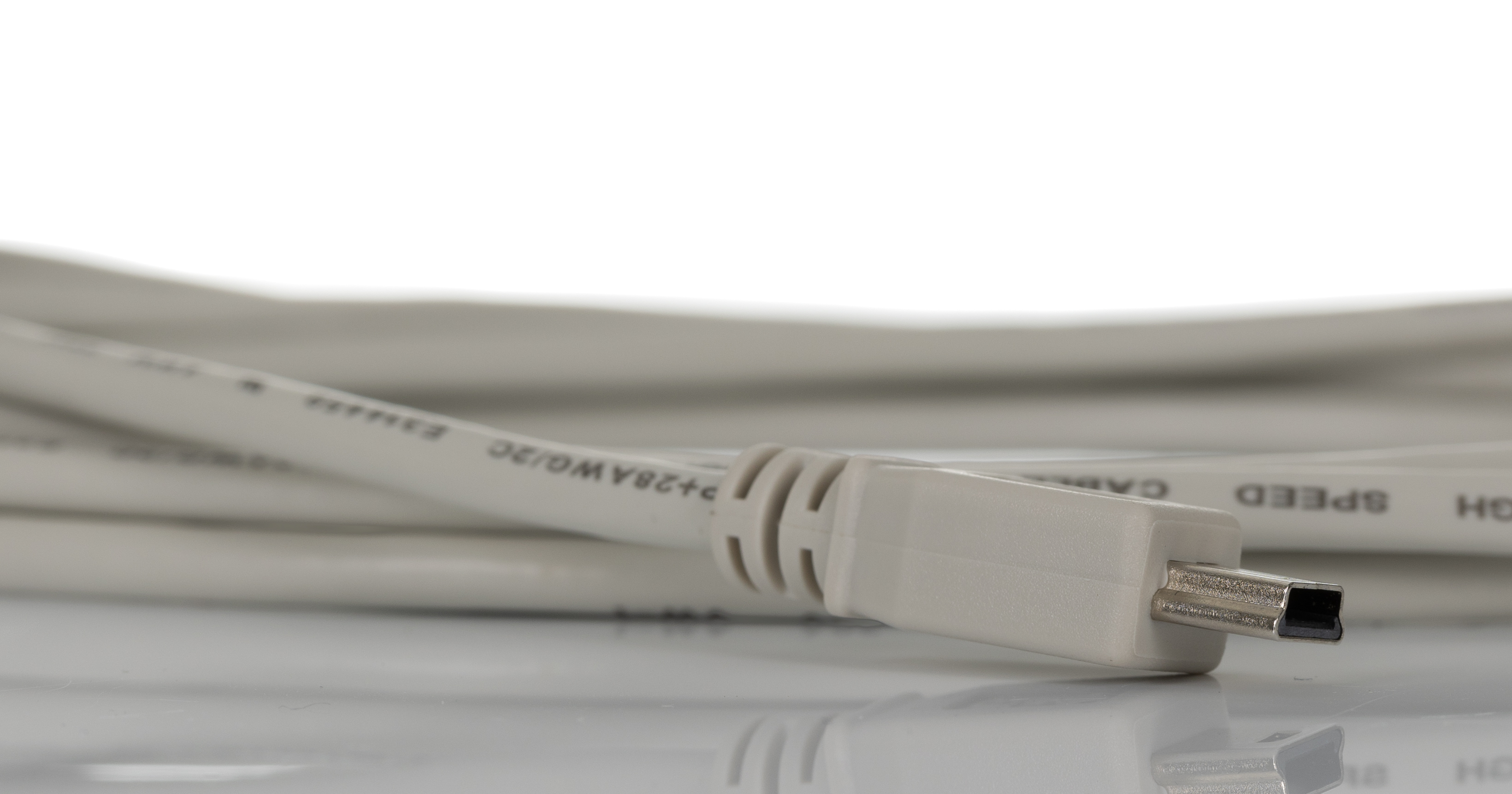 182-8876 RS PRO USB Cable, Male Mini USB Type A to Male, USB 2.0 Mini USB Type B, Beige, 2 m
