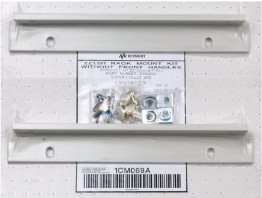 Keysight Technologies Assembly Screw Pack for Use with System II Instruments, 2 Per Pack Piece(s)