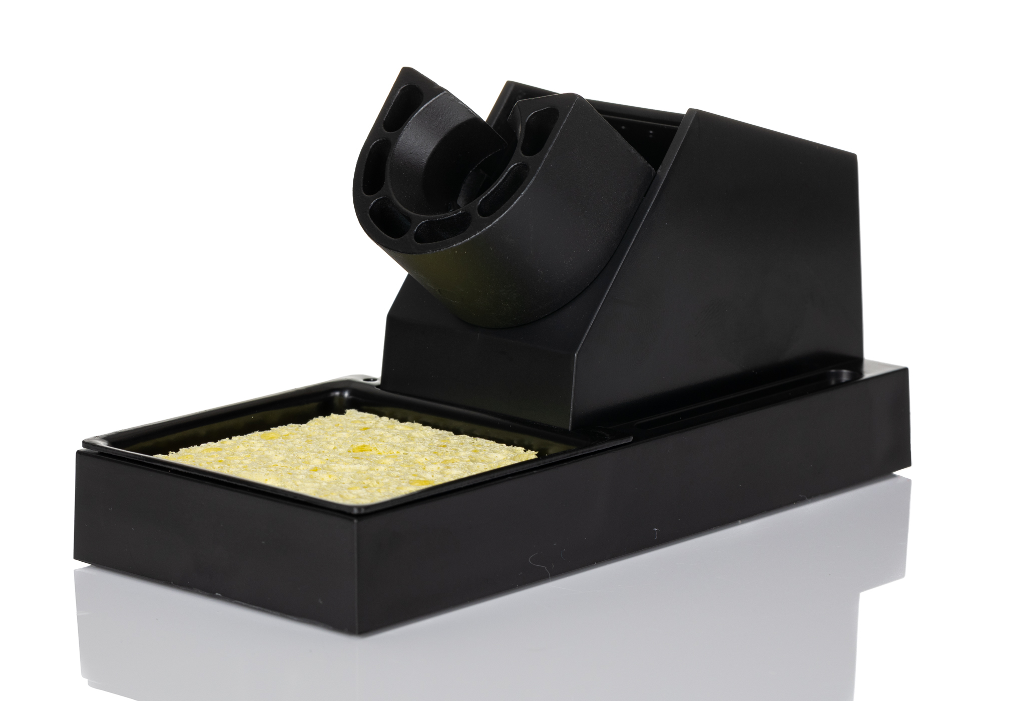 202-4514 RS PRO Analogue Soldering Station 80 W, 230V