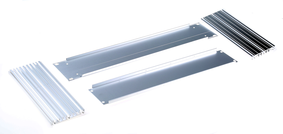 nVent SCHROFF MultipacPRO Series 2 U Aluminium Rack Mount Chassis, 84 HP, 220 mm Depth