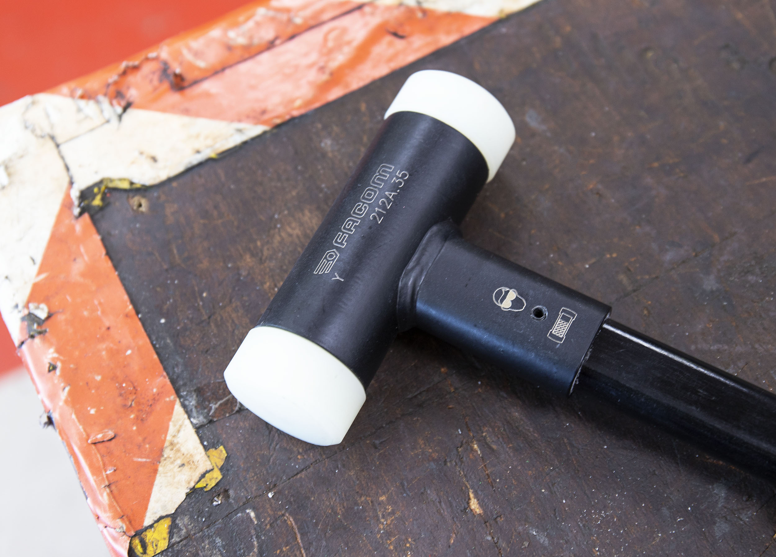 212a35 Facom Nylon Mallet Replaceable Face 0.698 kg