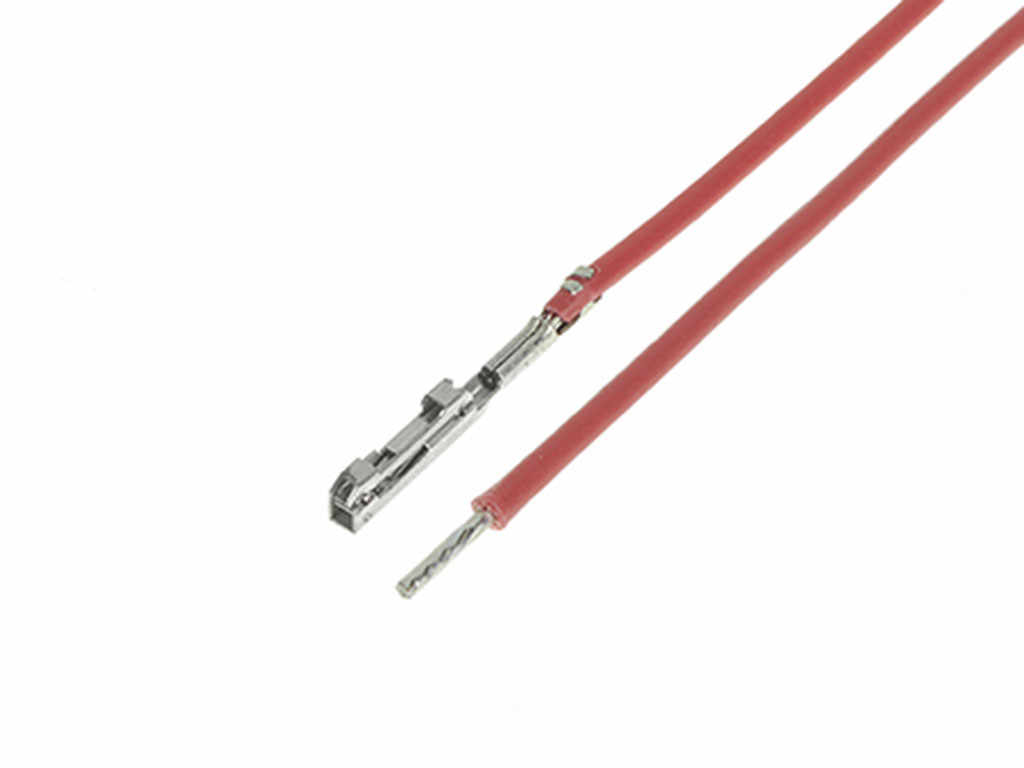Molex Squba 1.8 Female Pre-Crimped Lead Pigtail, 150 mm, Red