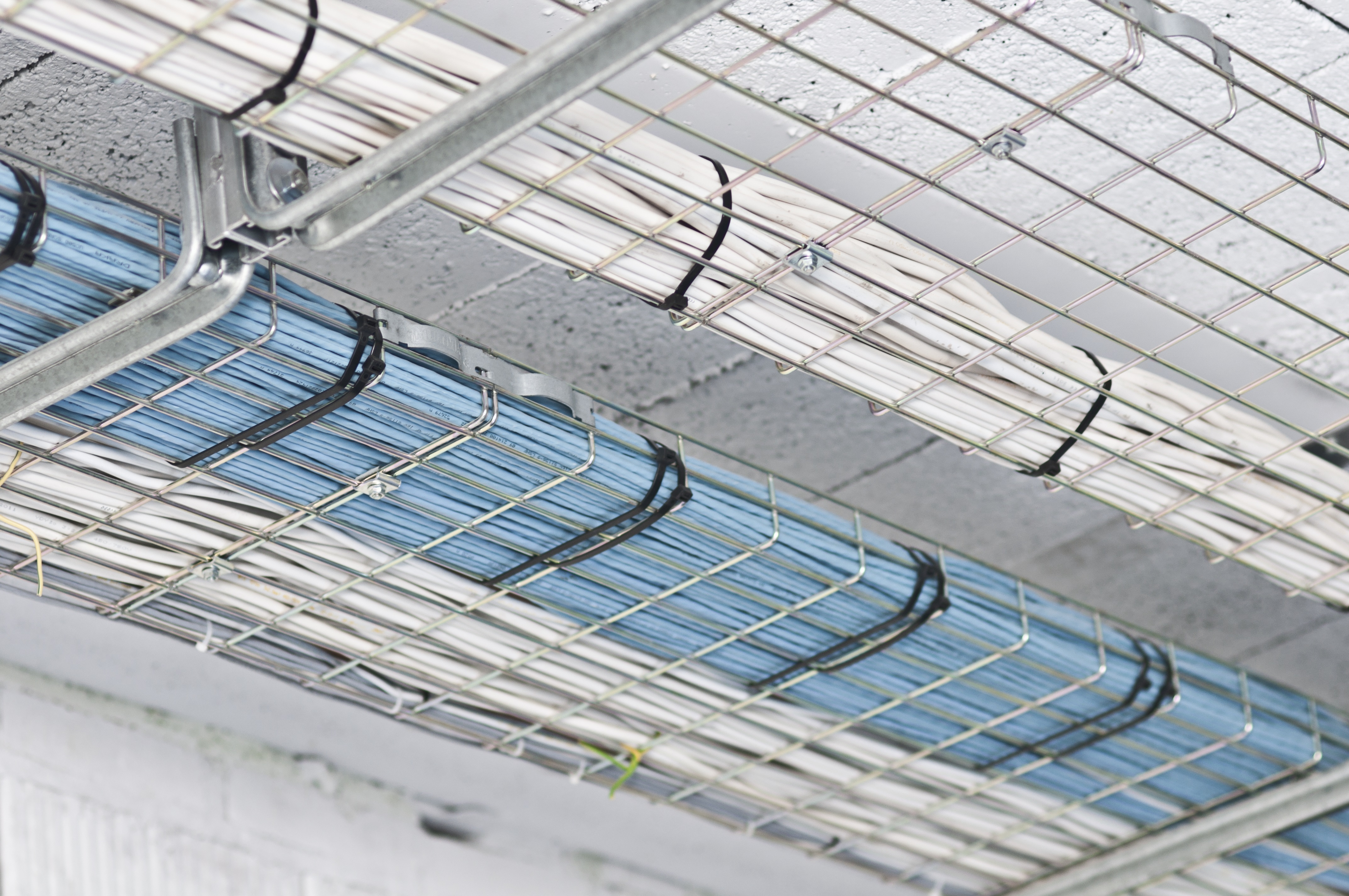 221-6325 RS PRO, 304 Stainless Steel 3 m x 200mm x 30 mm