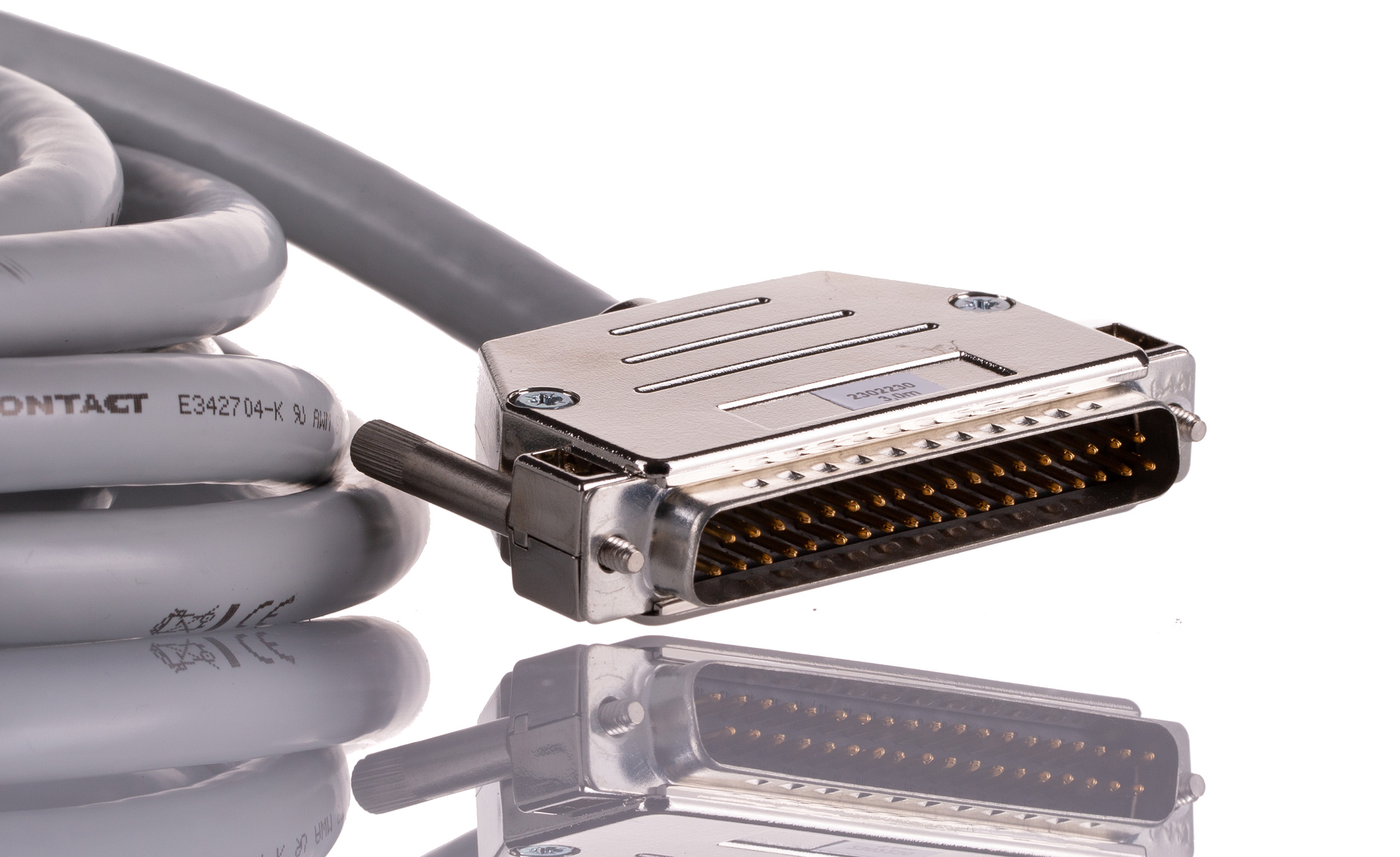2302230 Phoenix Contact Female D-Sub 37-Pin to Male DB37 Serial Cable, 3 m Polyvinyl Chloride, 230 Series