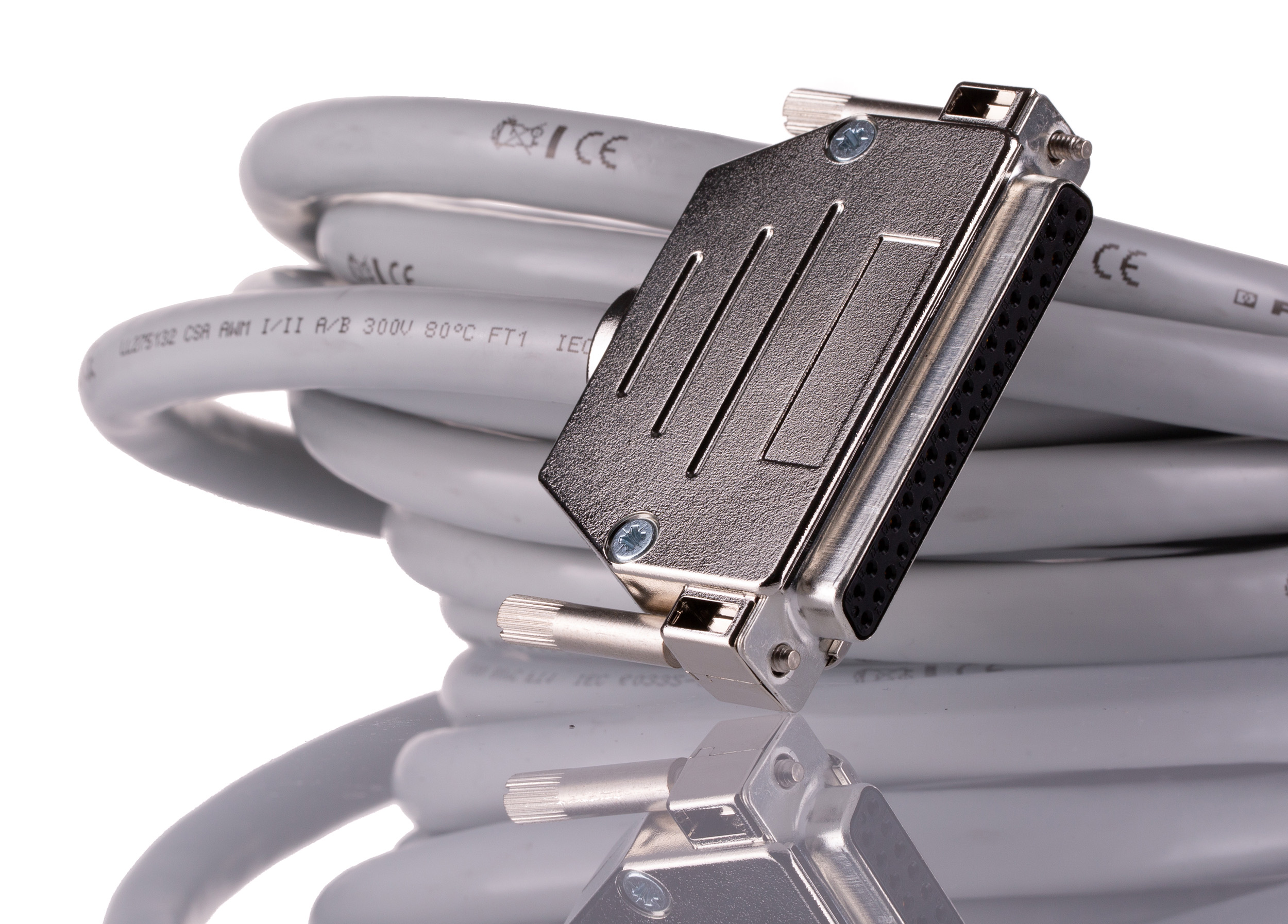2302230 Phoenix Contact Female D-Sub 37-Pin to Male DB37 Serial Cable, 3 m Polyvinyl Chloride, 230 Series