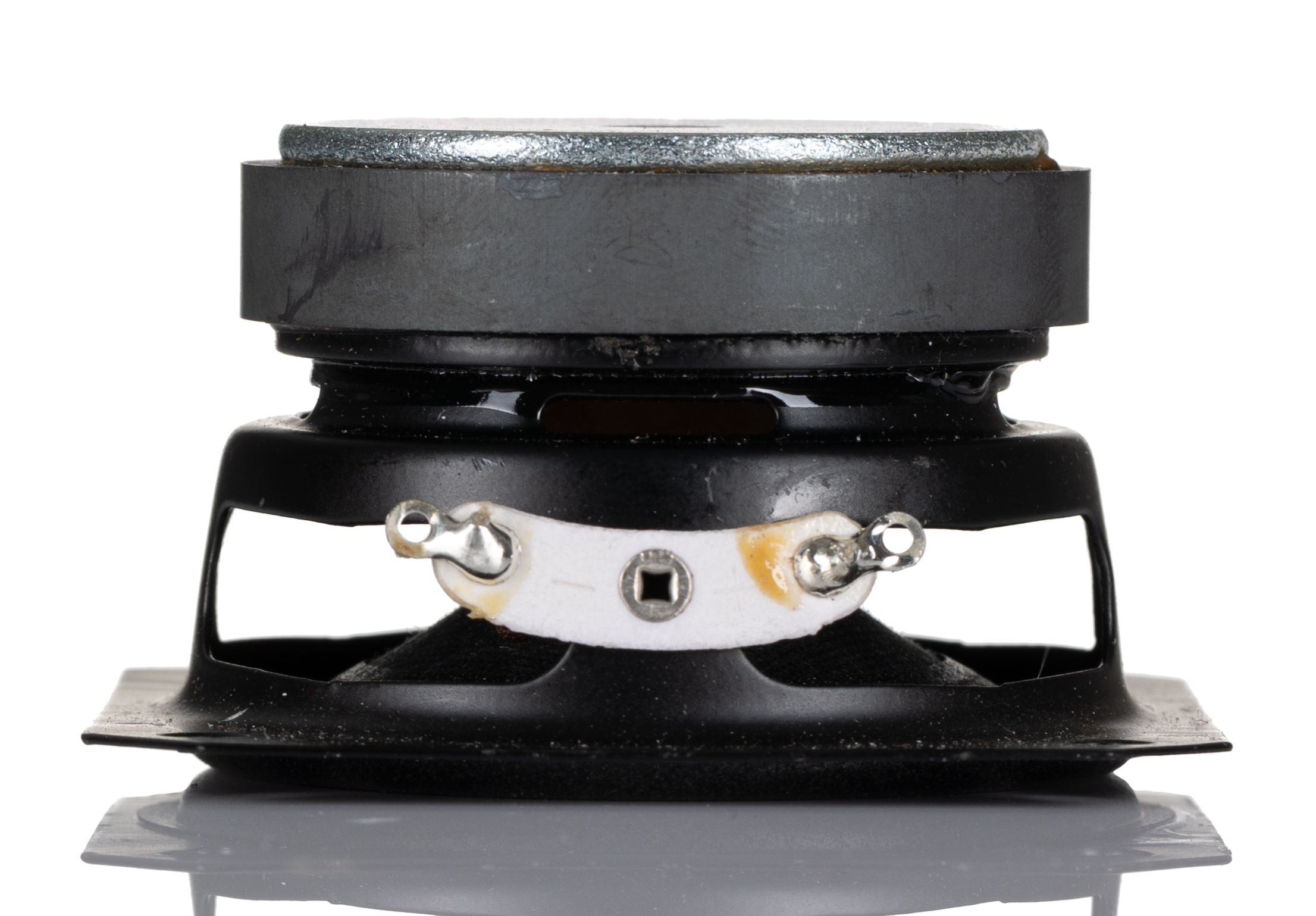 231-8270 RS PRO 58 mm dia, 8W Full Range, 4 Ω