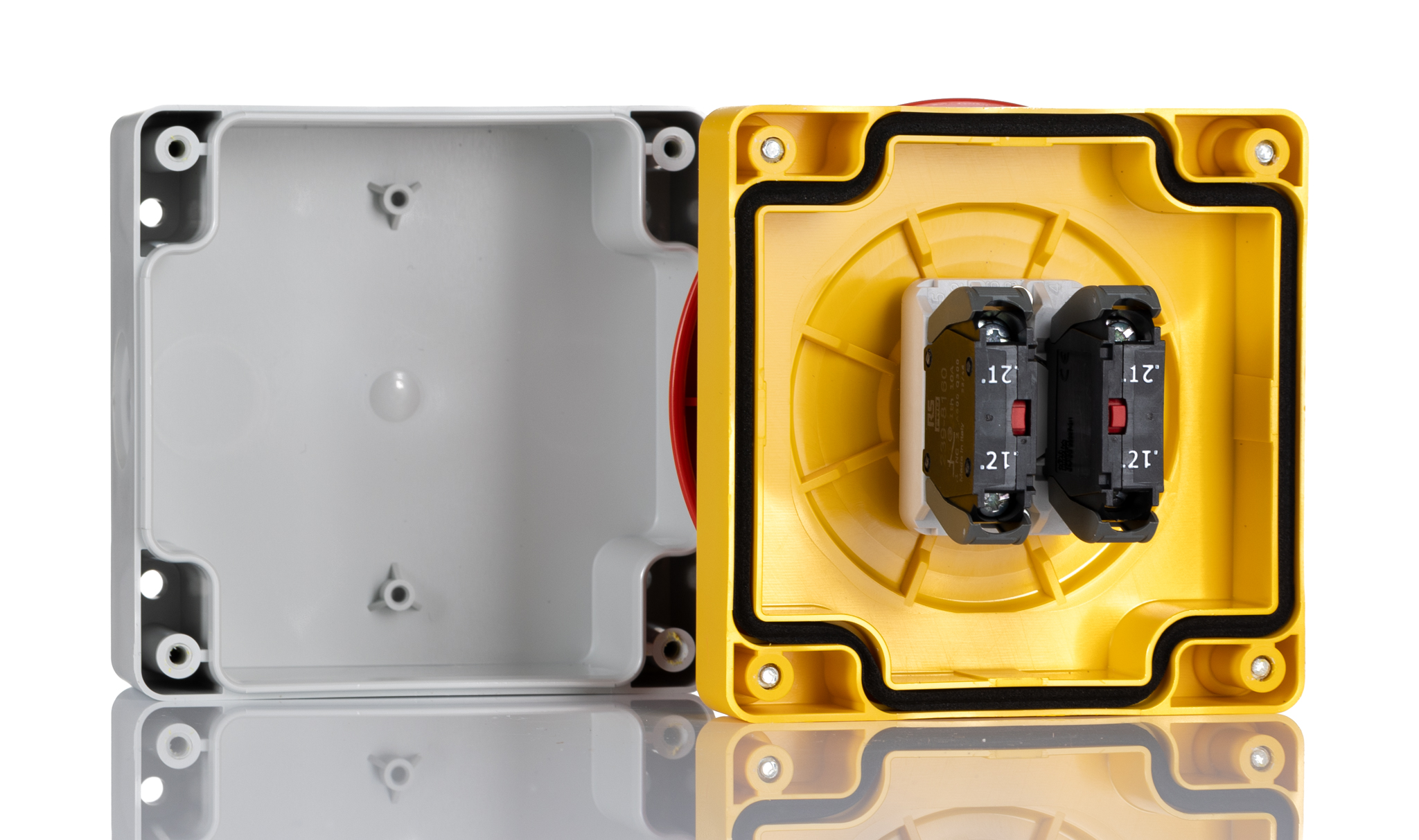 RS PRO Control Station Series Pull to Release Emergency Stop Push Button, Surface, 94 mm Cutout, 2 NC, IP65