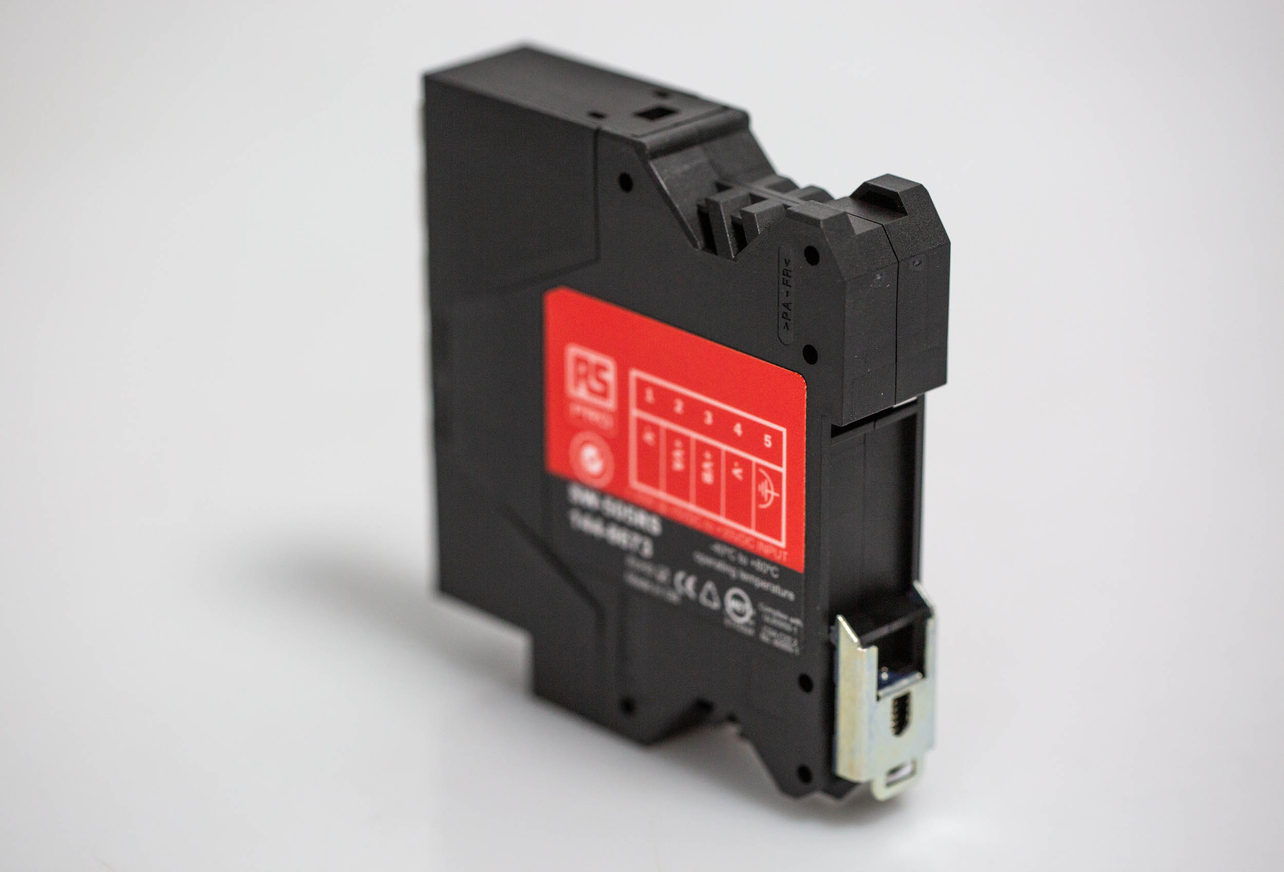 144-8673 RS PRO DIN Rail Mount Industrial Ethernet Switch, 5 RJ45 Ports, 10/100Mbit/s Transmission