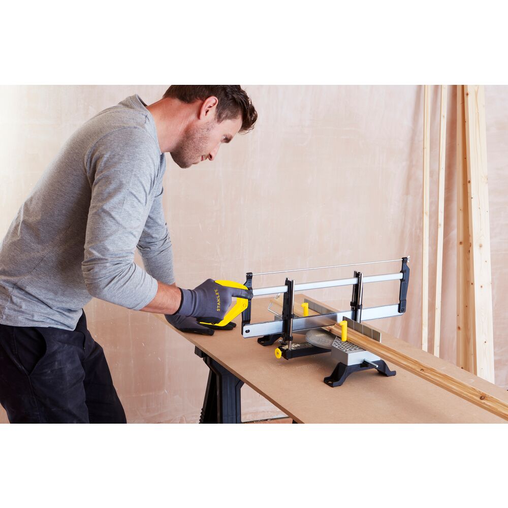 1-20-800 Stanley  Cordless Multi Cutter, Cordless