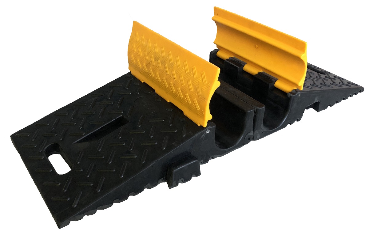 RS PRO 950 mm Yellow, Black Cable Cover in Rubber, 110 mm ID