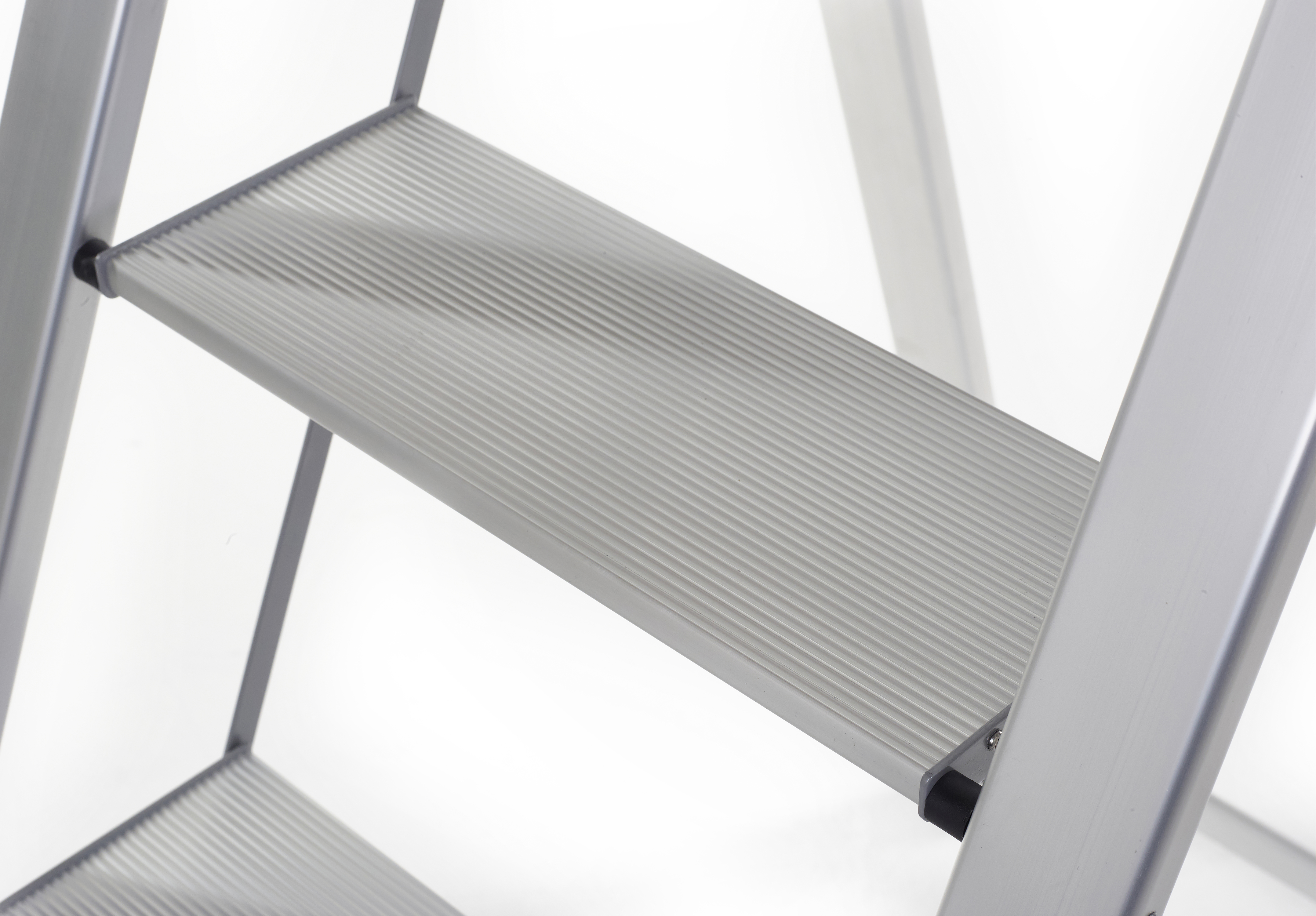 259-5114 RS PRO 4 Tread Aluminium Steps 1510mm Platform Height, Silver