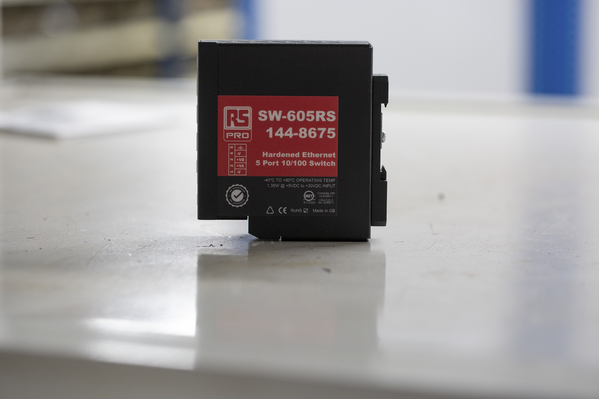 144-8675 RS PRO DIN Rail Mount Industrial Ethernet Switch, 5 RJ45 Ports, 10/100Mbit/s Transmission