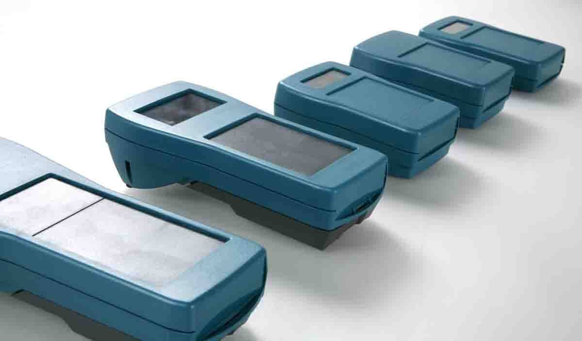 270104000 Rose Taguan Series Blue, Green ABS Handheld Enclosure Integral Battery Compartment Display Window, IP40, 180 mm x 37.5