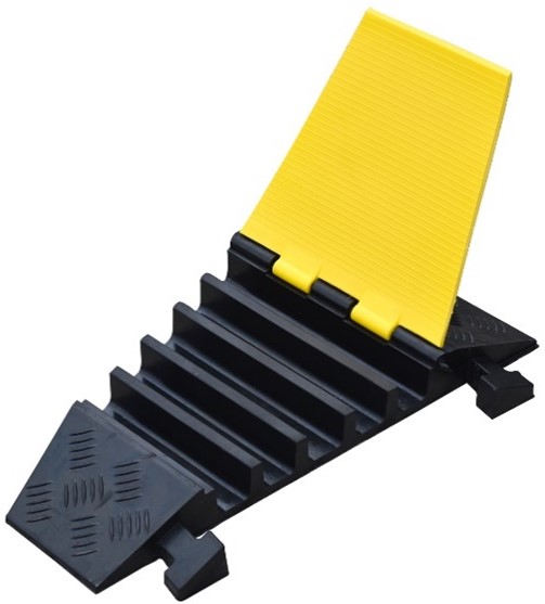 277-7905 RS PRO 310 mm Yellow, Black Cable Cover in Natural Rubber, 42 mm ID