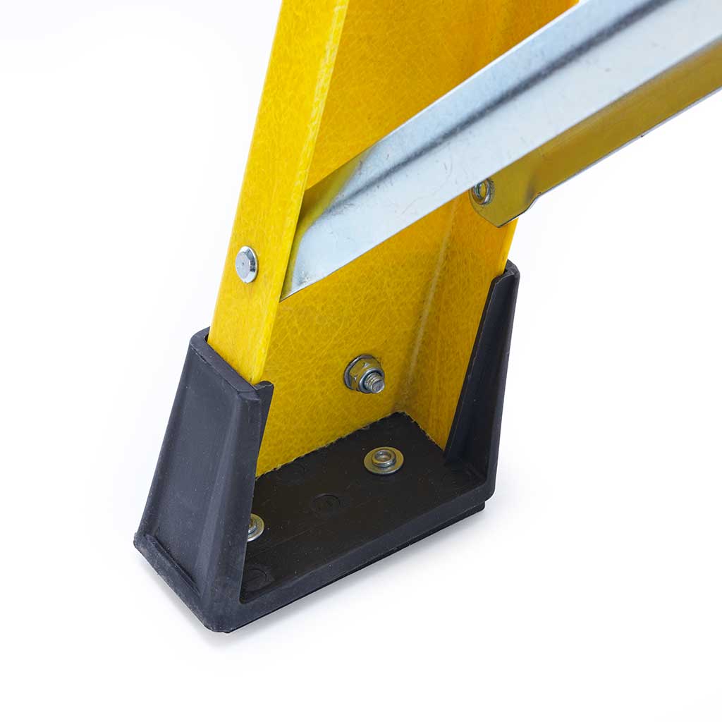 285-155 RS PRO Fibreglass 5 steps Step Ladder, 0.52m platform height, 2.53 m open length