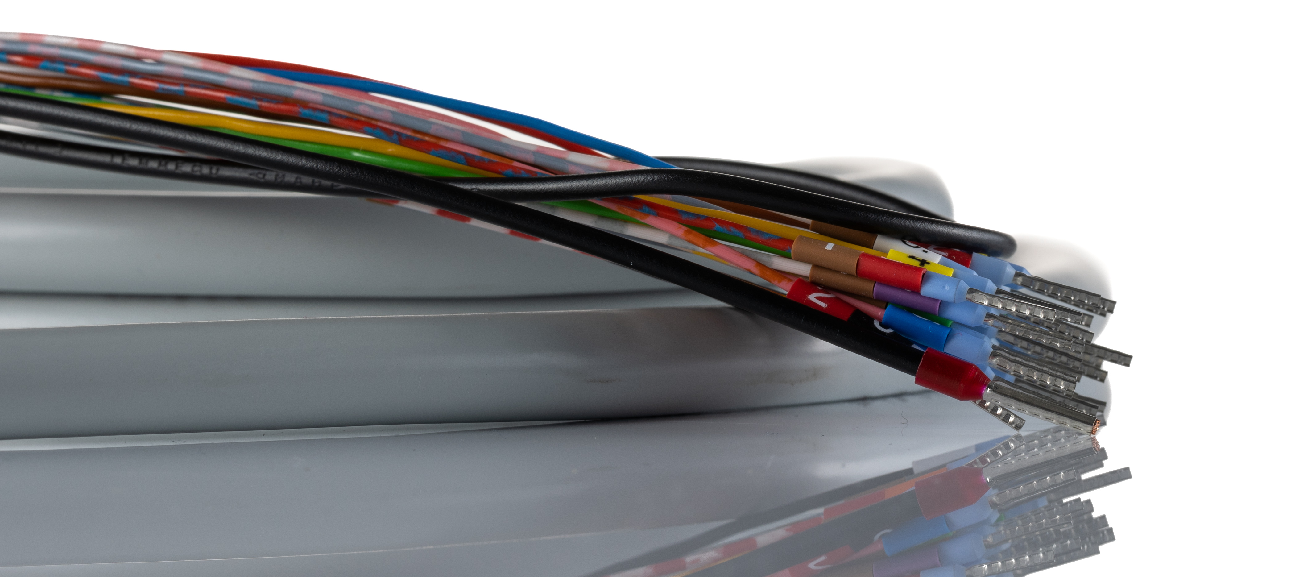 2926182 Phoenix Contact Female D-Sub 25-Pin Unterminated Cable, 2 m Polyvinyl Chloride, Shielded Series